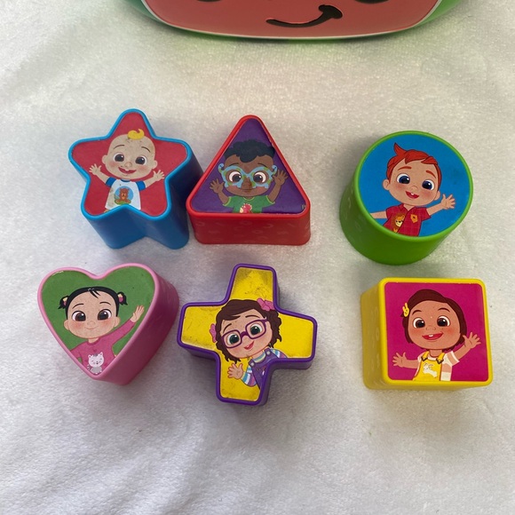 CoComelon Shape Sorter - Identify Shapes - Favorite Characters - Toys for Kids, - Picture 3 of 9
